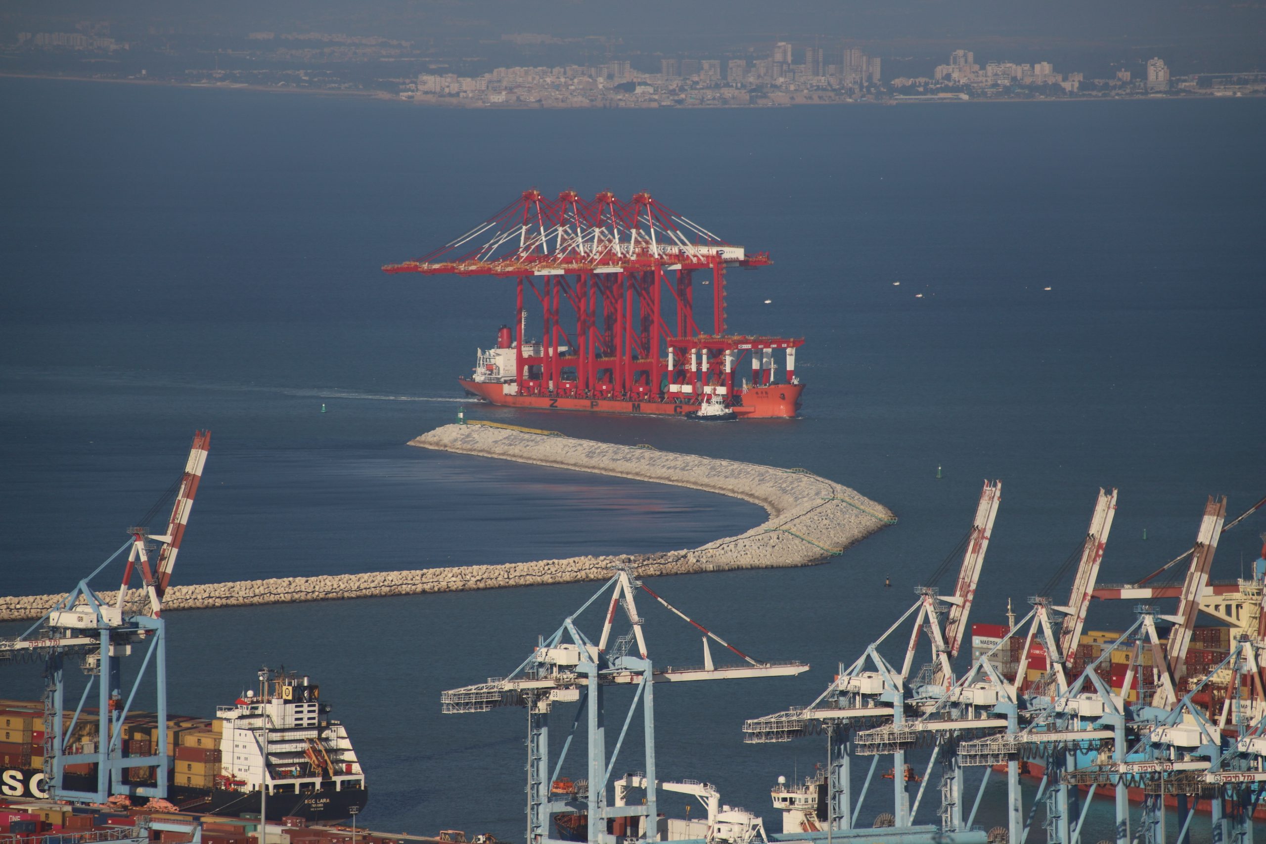 Another batch of ZPMC cranes arrives to Chinese-owned port in Haifa Bay