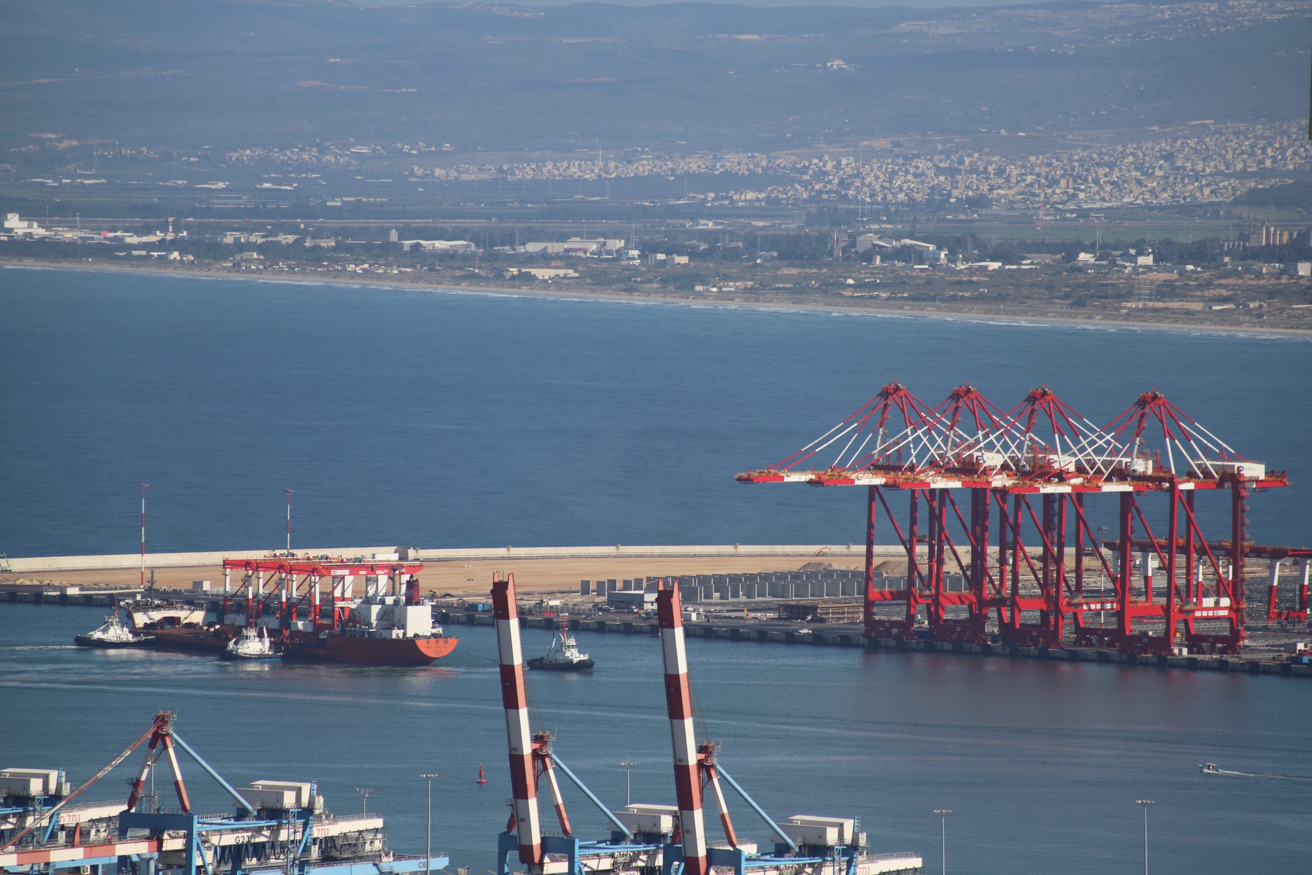 Another batch of cranes arrives to Chinese-owned port in Haifa Bay