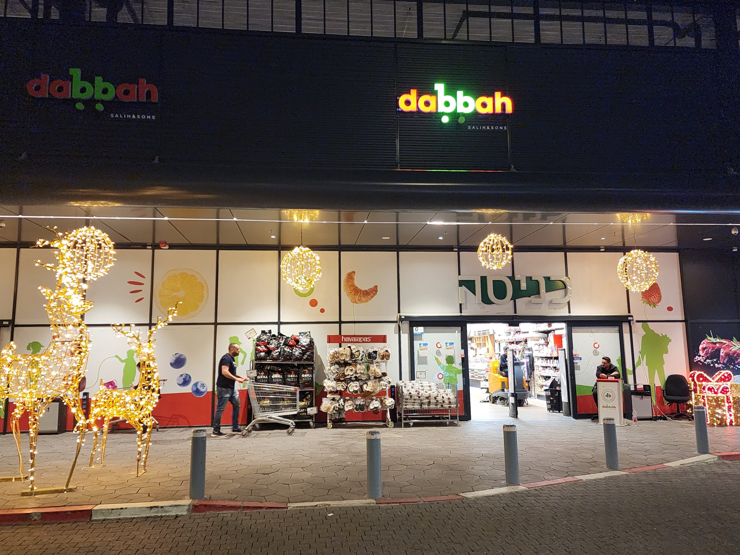 Dabbah Brings Christmas Mood to Haifa